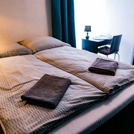 دوناويفاروش Motel1- A Megfizetheto Luxus! المظهر الخارجي الصورة