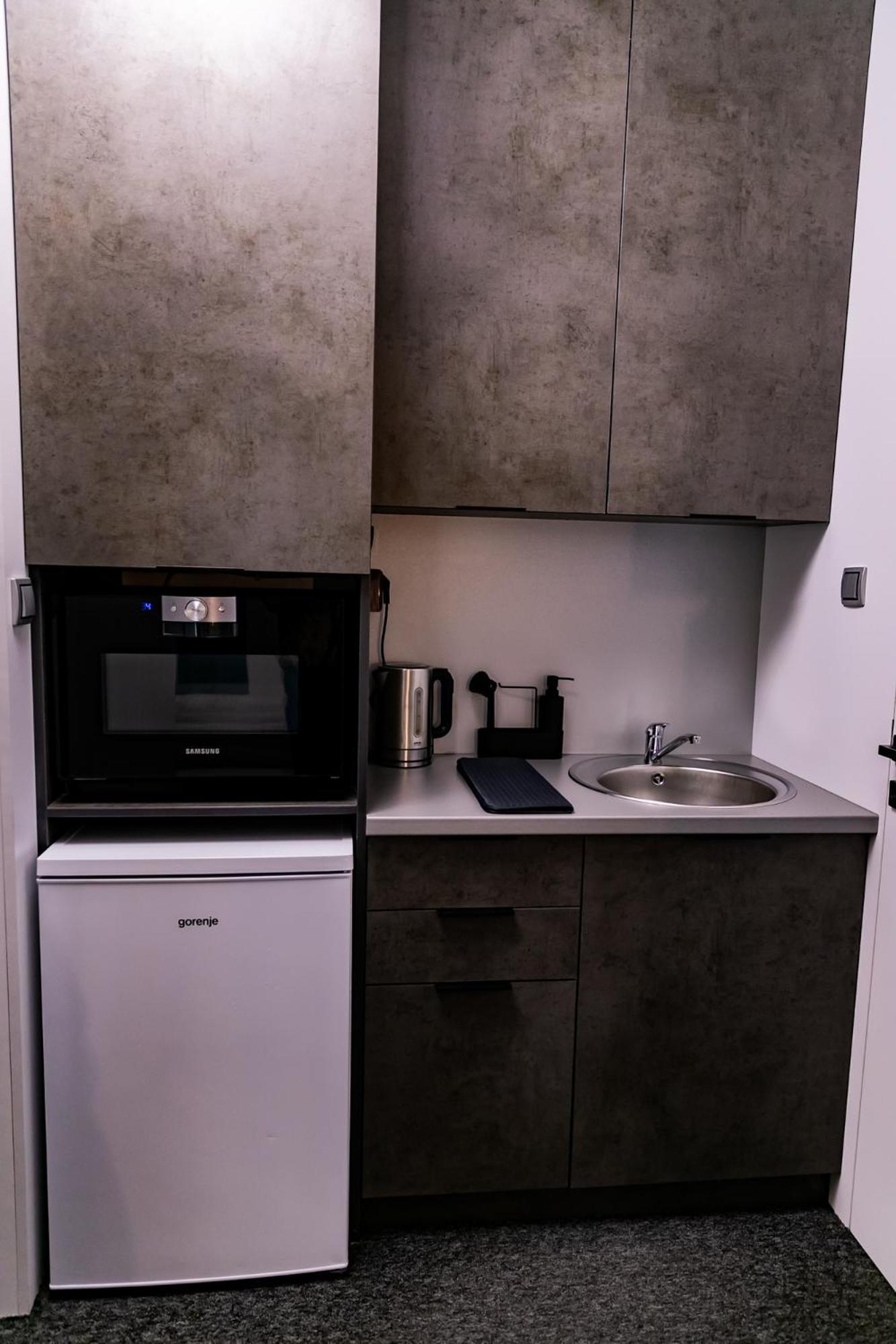 دوناويفاروش Motel1- A Megfizetheto Luxus! المظهر الخارجي الصورة
