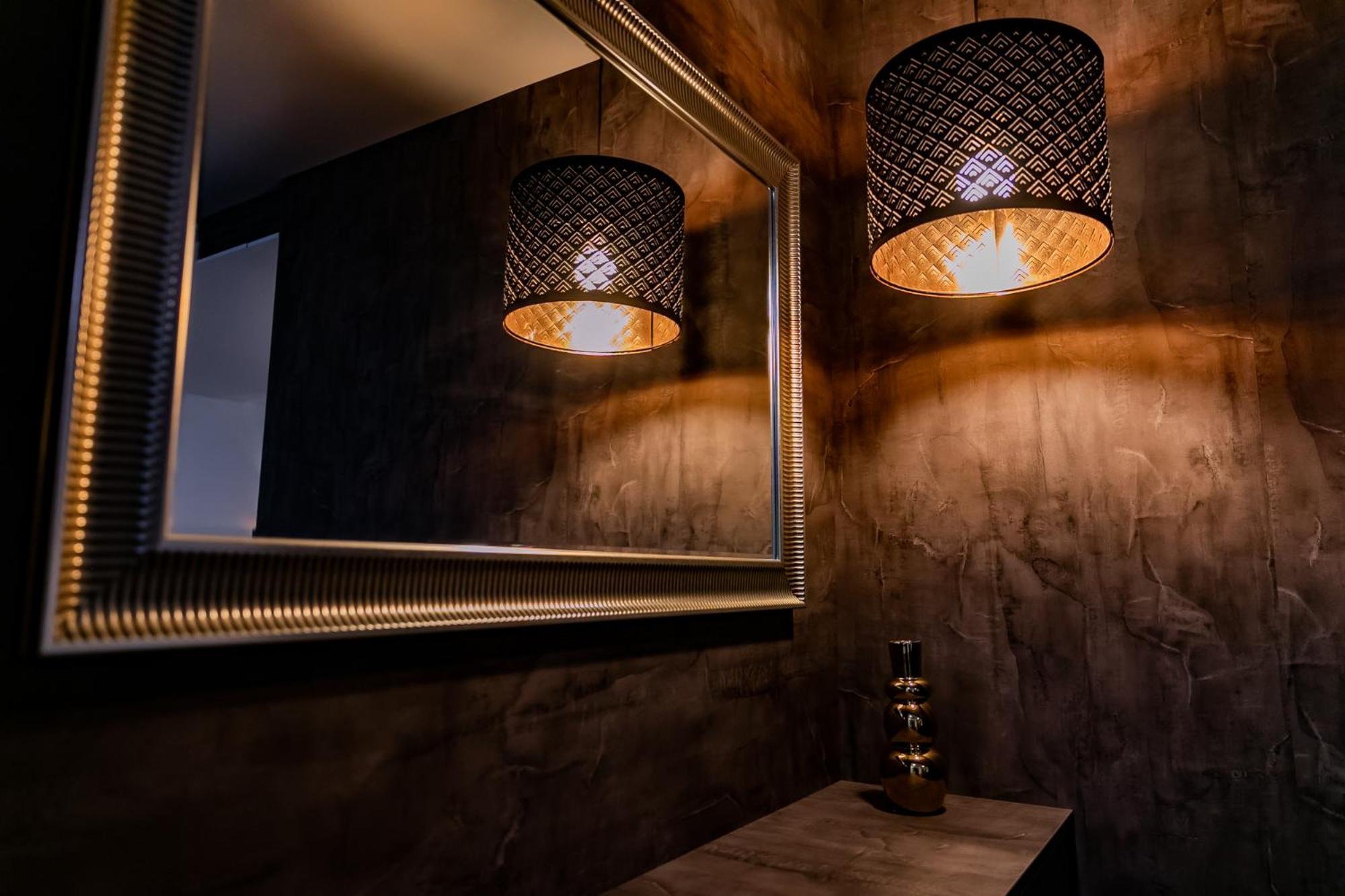دوناويفاروش Motel1- A Megfizetheto Luxus! المظهر الخارجي الصورة
