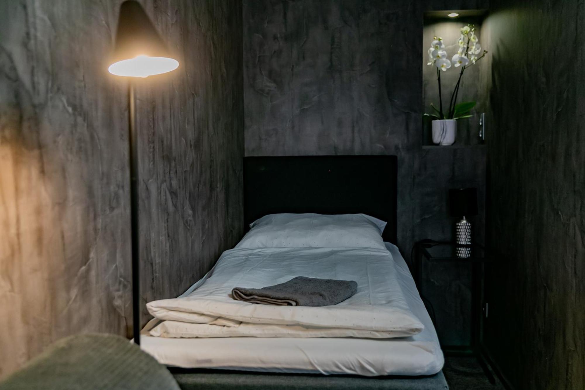 دوناويفاروش Motel1- A Megfizetheto Luxus! المظهر الخارجي الصورة